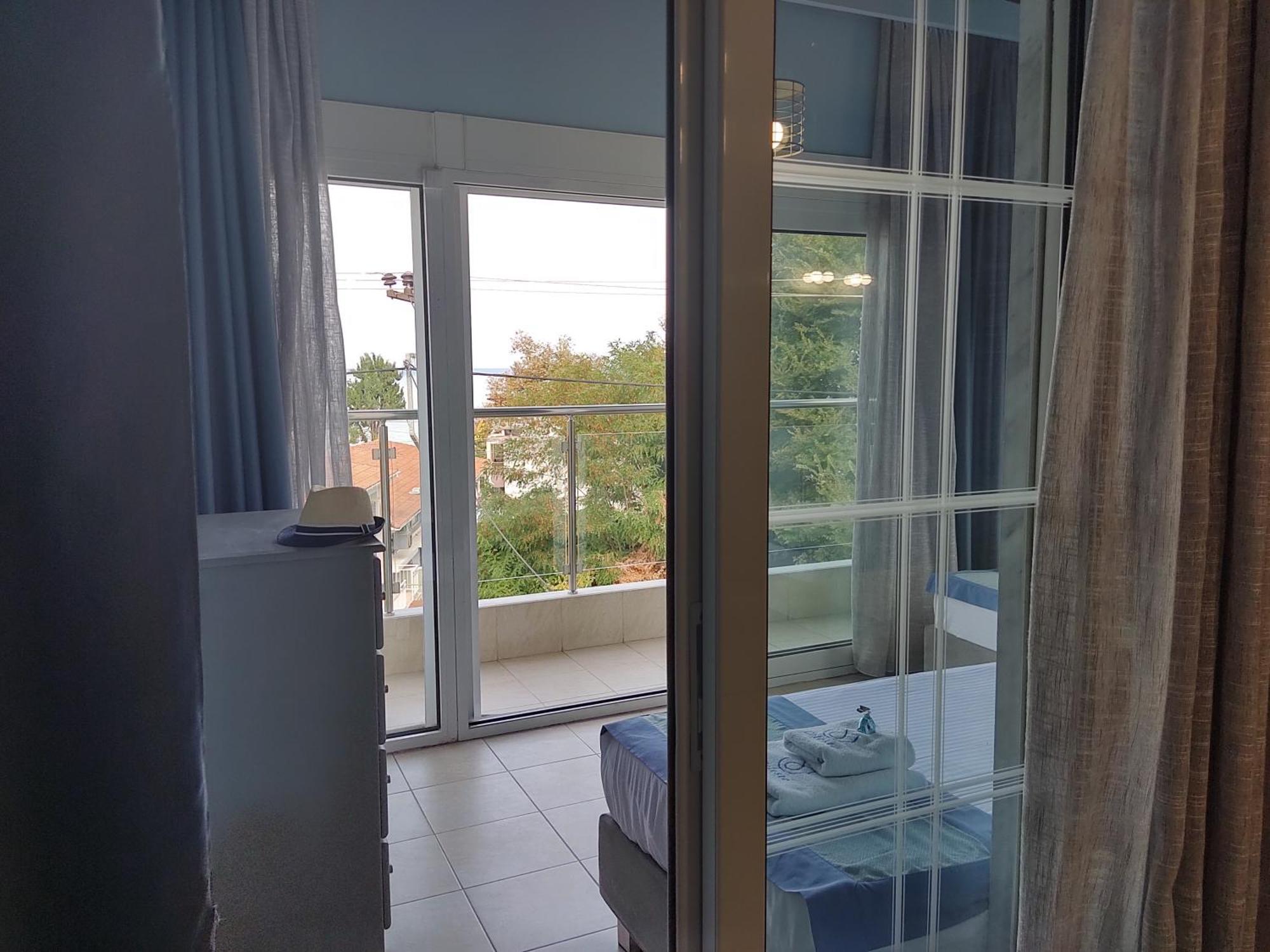 Celeste Deluxe Apartments Скала-Потамьяс Номер фото